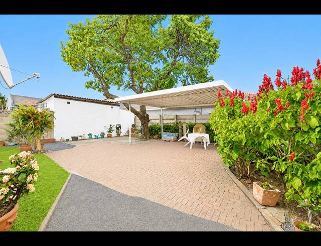 3 BEDROOM HOUSE FOR SALE IN GLENWOOD